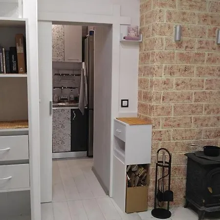 아파트 Frendly Flat Free Wifi & Parking Kitchen Equipment Cosy *