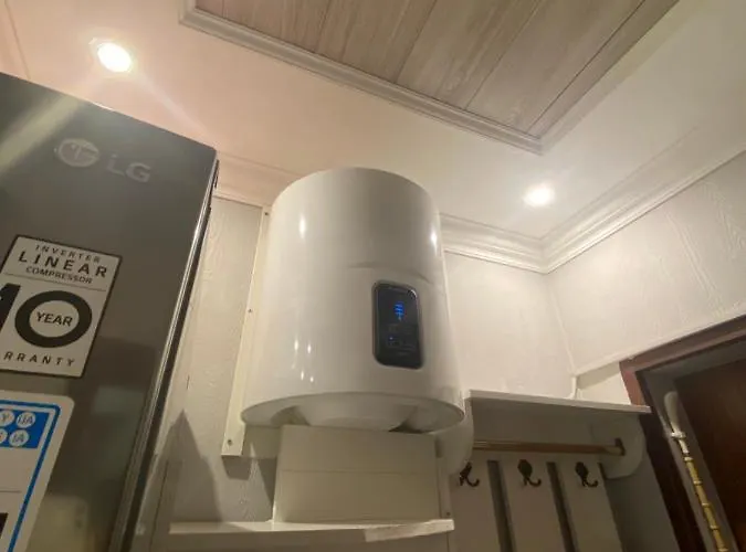 Frendly Flat Free Wifi & Parking Kitchen Equipment Cosy דירה ריגה