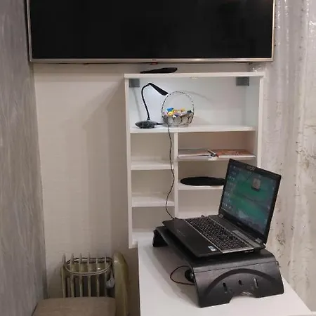 Апартаменти Frendly Flat Free Wifi & Parking Kitchen Equipment Cosy Рига